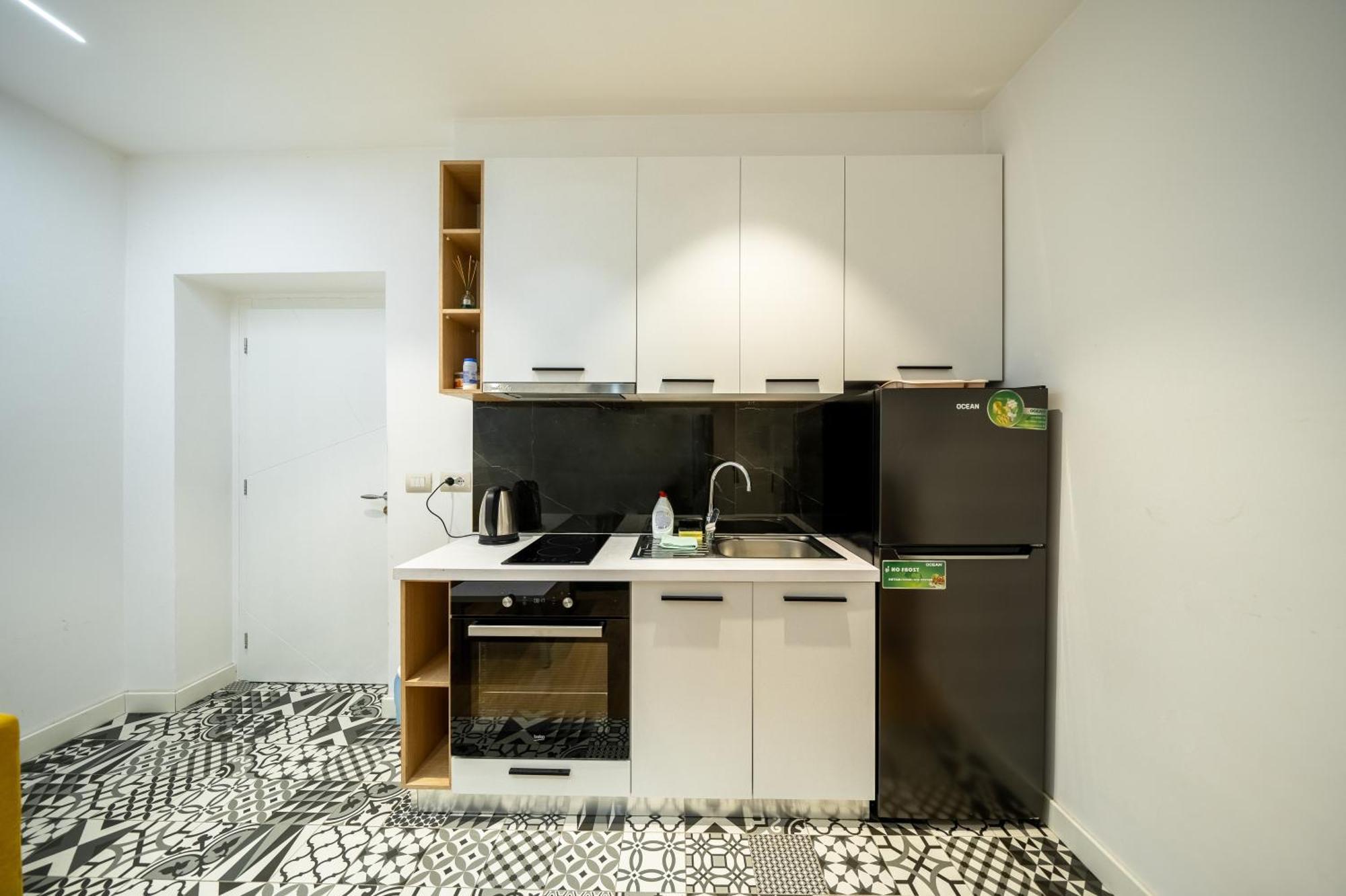 Cosy Urban Central Apartment Тирана Екстериор снимка