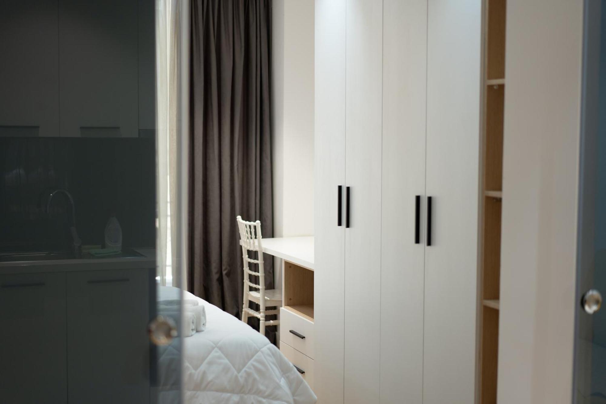 Cosy Urban Central Apartment Тирана Екстериор снимка
