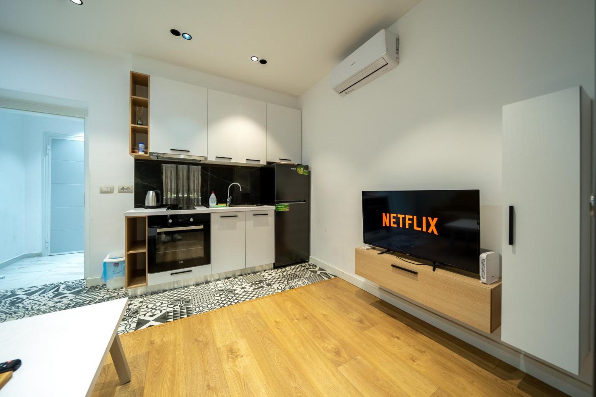 Cosy Urban Central Apartment Тирана Екстериор снимка